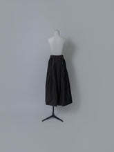画像をギャラリービューアに読み込む, 【2026SS】LIGHT TAFFETA SKIRT PANTS