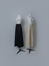 画像をギャラリービューアに読み込む, 【2025AW PRE ORDER】SIDE BOX TUCK PANTS