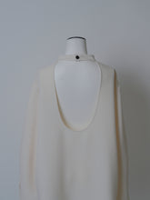 画像をギャラリービューアに読み込む, 【2025AW PRE ORDER】BACK OPEN BLOUSE