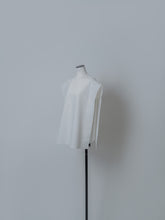 画像をギャラリービューアに読み込む, 【2025SS PRE ORDER】SQUARE NECK BLOUSE