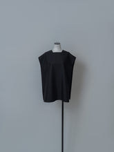 画像をギャラリービューアに読み込む, 【2025SS PRE ORDER】SQUARE NECK BLOUSE