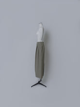 画像をギャラリービューアに読み込む, 【2026SS PRE ORDER】HIGH COUNT NARROW SKIRT