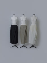 画像をギャラリービューアに読み込む, 【2026SS PRE ORDER】HIGH COUNT NARROW SKIRT