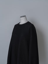画像をギャラリービューアに読み込む, 【2026AW PRE ORDER】SATIN CUFS BONDING PULLOVER