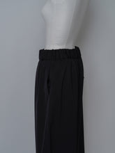 画像をギャラリービューアに読み込む, 【2026AW PRE OREDR】LAYERED BERMUDA PANTS