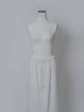 画像をギャラリービューアに読み込む, 【2026SS PRE ORDER】STRING STRAIGHT SKIRT