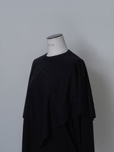 画像をギャラリービューアに読み込む, 【2026AW PRE ORDER】LAYERED CAPE KNIT