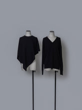 画像をギャラリービューアに読み込む, 【2026AW PRE ORDER】LAYERED CAPE KNIT