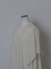 画像をギャラリービューアに読み込む, 【2026AW PRE ORDER】LAYERED CAPE KNIT