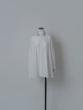 画像をギャラリービューアに読み込む, 【2024AW PRE ORDER】EYELET SHIRT