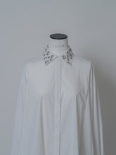 画像をギャラリービューアに読み込む, 【2024AW PRE ORDER】EYELET SHIRT