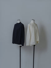 画像をギャラリービューアに読み込む, 【2025SS PRE ORDER】BOTTEL NECK LAYERED BLOUSON