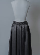 画像をギャラリービューアに読み込む, PIGMENT DYEING COCOON PANTS
