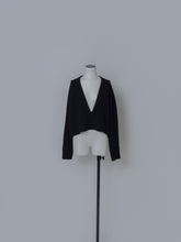 画像をギャラリービューアに読み込む, 【2025AW PRE ORDER】V NECK CROPPDE KNIT
