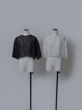 画像をギャラリービューアに読み込む, 【2026SS PRE ORDER】SHEER JACQUARD CROPPED BLOUSE