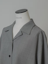 画像をギャラリービューアに読み込む, 【PRE ORDER】OPEN COLLAR CROPPED SHIRT