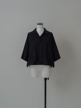 画像をギャラリービューアに読み込む, 【PRE ORDER】OPEN COLLAR CROPPED SHIRT