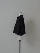 画像をギャラリービューアに読み込む, 【PRE ORDER】OPEN COLLAR CROPPED SHIRT