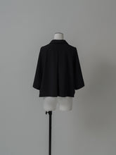 画像をギャラリービューアに読み込む, 【PRE ORDER】OPEN COLLAR CROPPED SHIRT