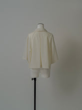 画像をギャラリービューアに読み込む, 【PRE ORDER】OPEN COLLAR CROPPED SHIRT