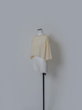 画像をギャラリービューアに読み込む, 【2026SS PRE ORDER】BACK SLIT CROPPED BLOUSE