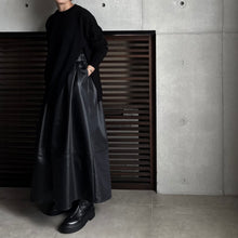画像をギャラリービューアに読み込む, 【2025AW PRE ORDER】ECO LEATHER SKIRT PANTS
