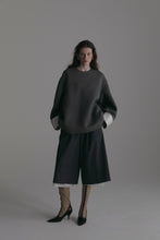 画像をギャラリービューアに読み込む, 【2026AW PRE ORDER】SATIN CUFS BONDING PULLOVER