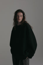 画像をギャラリービューアに読み込む, 【2026AW PRE ORDER】SATIN CUFS BONDING PULLOVER