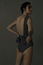 画像をギャラリービューアに読み込む, 【2024SWIMWEARCOLLECTION】バックリボンワンピースSWIM WEAR