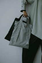 画像をギャラリービューアに読み込む, 2way Carabiner TOTE BAG (M)