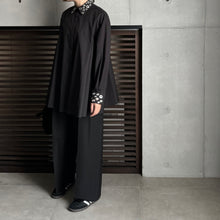 画像をギャラリービューアに読み込む, 【2024AW PRE ORDER】EYELET SHIRT