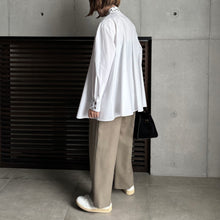 画像をギャラリービューアに読み込む, 【2024AW PRE ORDER】EYELET SHIRT