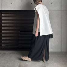 画像をギャラリービューアに読み込む, 【2025SS PRE ORDER】SQUARE NECK BLOUSE