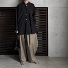 画像をギャラリービューアに読み込む, 【2025AW PRE ORDER】LONG STRING SHIRT