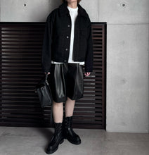 画像をギャラリービューアに読み込む, 【2026AW PRE ORDER】ECO LEATHER 2TUCK HALF PANTS