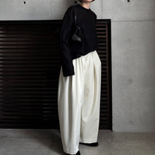 画像をギャラリービューアに読み込む, 【2025AW PRE ORDER】MOHAIR YARN CREW NECK KNIT