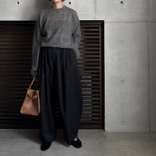 画像をギャラリービューアに読み込む, 【2025AW PRE ORDER】MOHAIR YARN CREW NECK KNIT