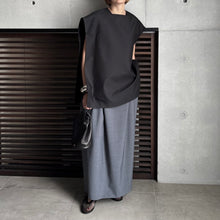 画像をギャラリービューアに読み込む, 【2025SS PRE ORDER】SQUARE NECK BLOUSE