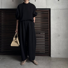 画像をギャラリービューアに読み込む, 【2025AW PRE ORDER】BACK OPEN BLOUSE