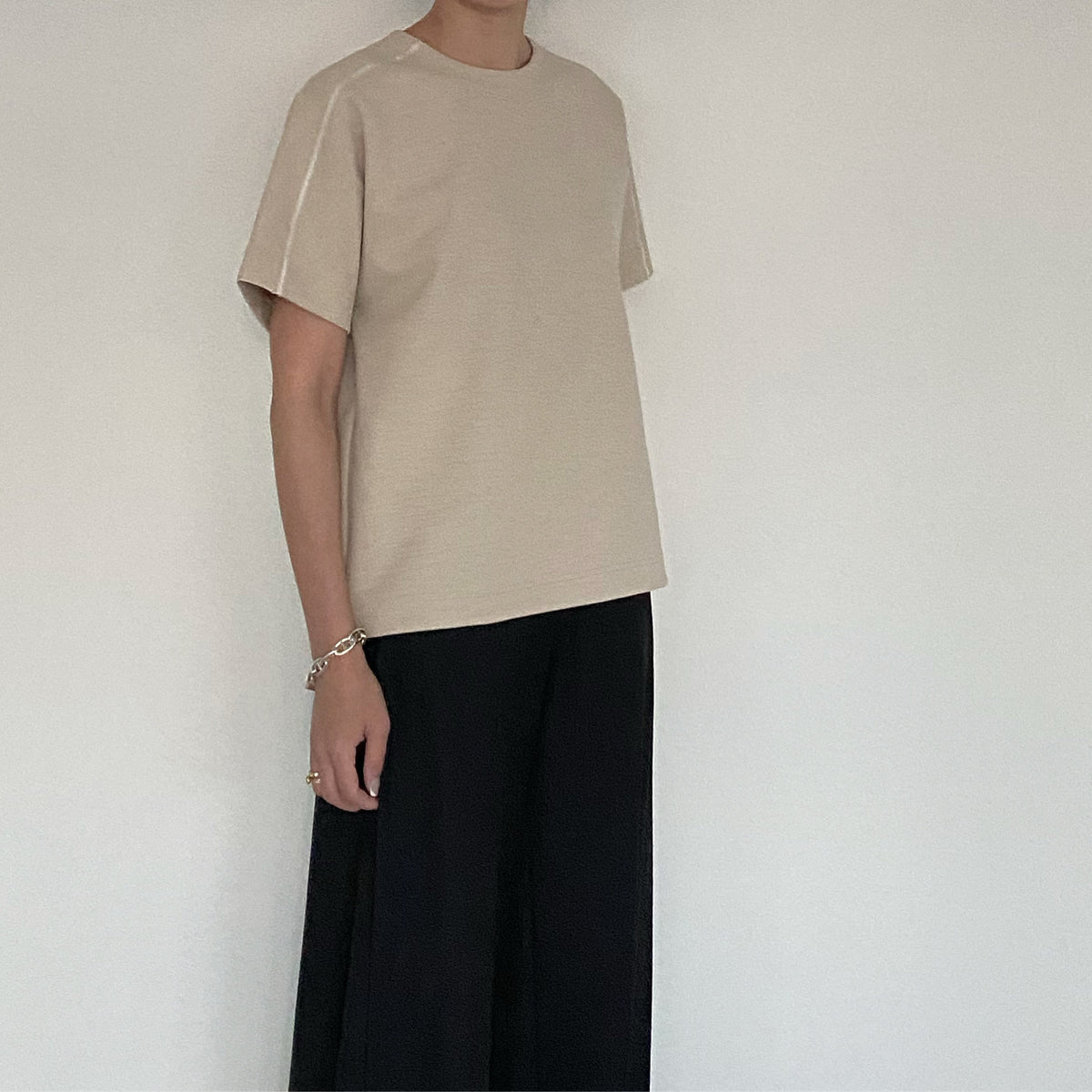 【2022年7月23日再販】フォルムTシャツ