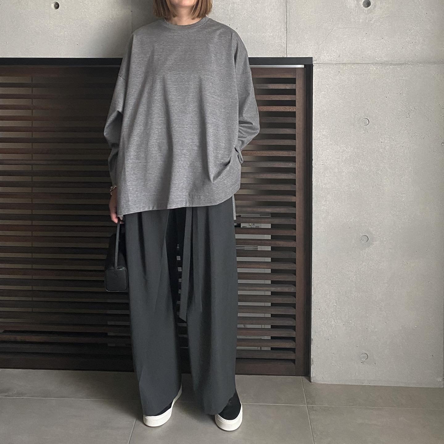 豊富な商品から 再販】オーバーラップパンツ – LOHEN パンツ