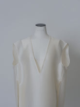 画像をギャラリービューアに読み込む, 【2026SS】V NECK BLOUSE
