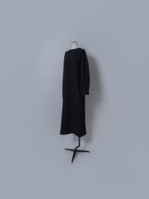 画像をギャラリービューアに読み込む, 【2026  PRE ORDER】CREW NECK NARROW ONE PIECE

