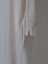 画像をギャラリービューアに読み込む, 【2026  PRE ORDER】CREW NECK NARROW ONE PIECE
