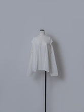 画像をギャラリービューアに読み込む, 【2026 SS PRE ORDER】KNOT SLEEVE CUT&amp;SEW
