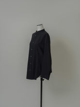 画像をギャラリービューアに読み込む, 【2024AW PRE ORDER】BIG SLEEVE BAND COLLAR SHIRT
