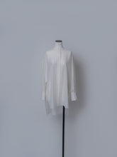 画像をギャラリービューアに読み込む, 【2026 SS PRE ORDER】SHEER BAND COLOR LONG SHIRT
