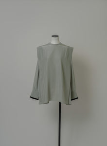 2024AW PRE ORDER】SHOULDER TACK BLOUSE – LOHEN