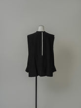 画像をギャラリービューアに読み込む, 【2024AW PRE ORDER】SHOULDER TACK BLOUSE
