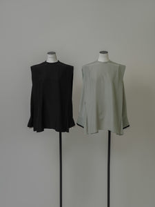 【2024AW PRE ORDER】SHOULDER TACK BLOUSE